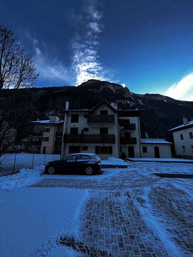 Apartamento Bianchina - Bilocale Con Giardino Privato Valdisotto Exterior foto